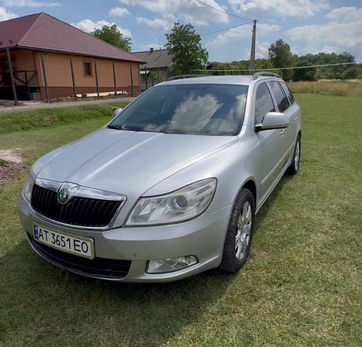 Продам шкоду октавію  А5 в універсалі