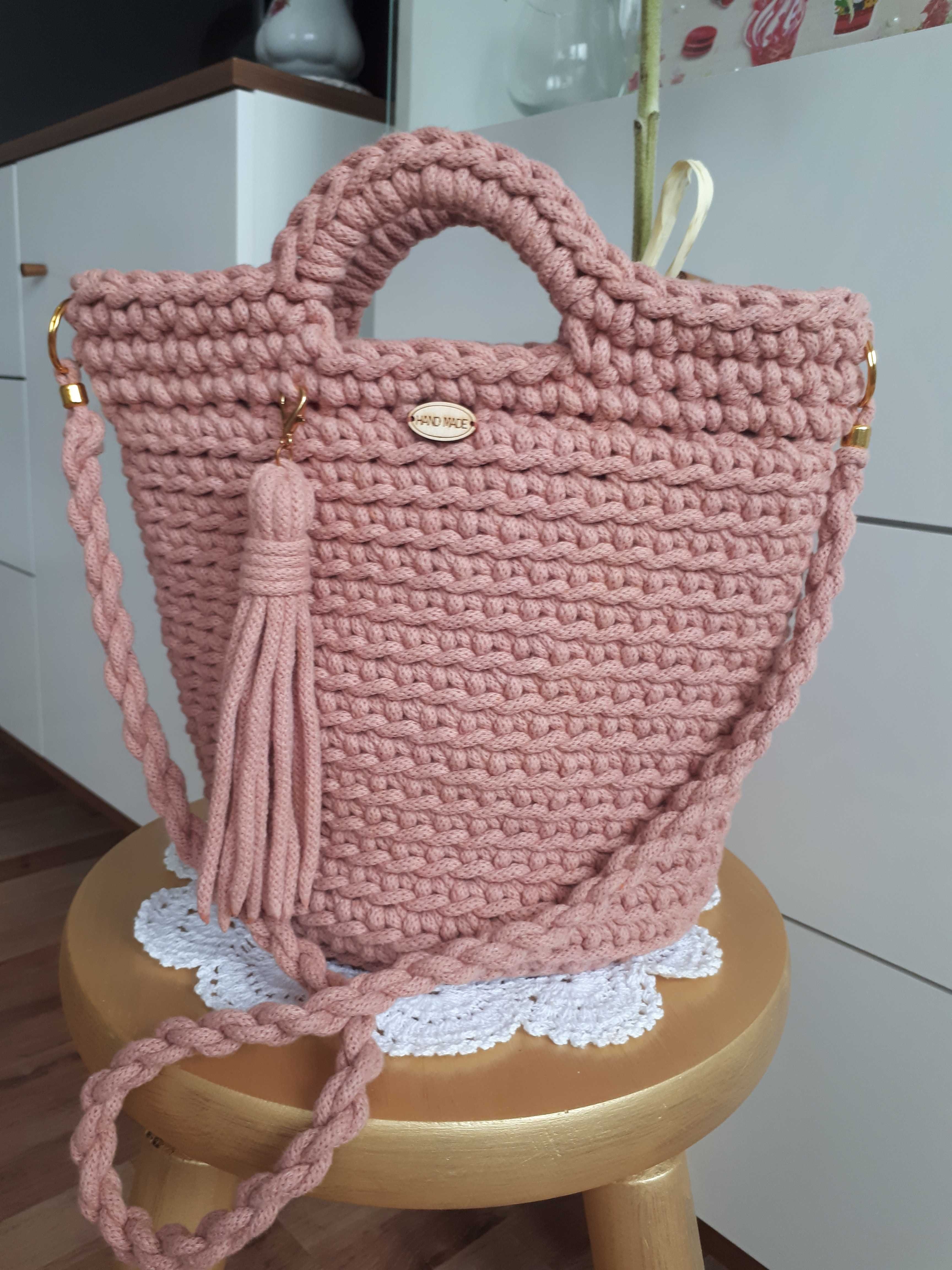Torebka handmade  ze sznurka bawełnianego.Styl boho.