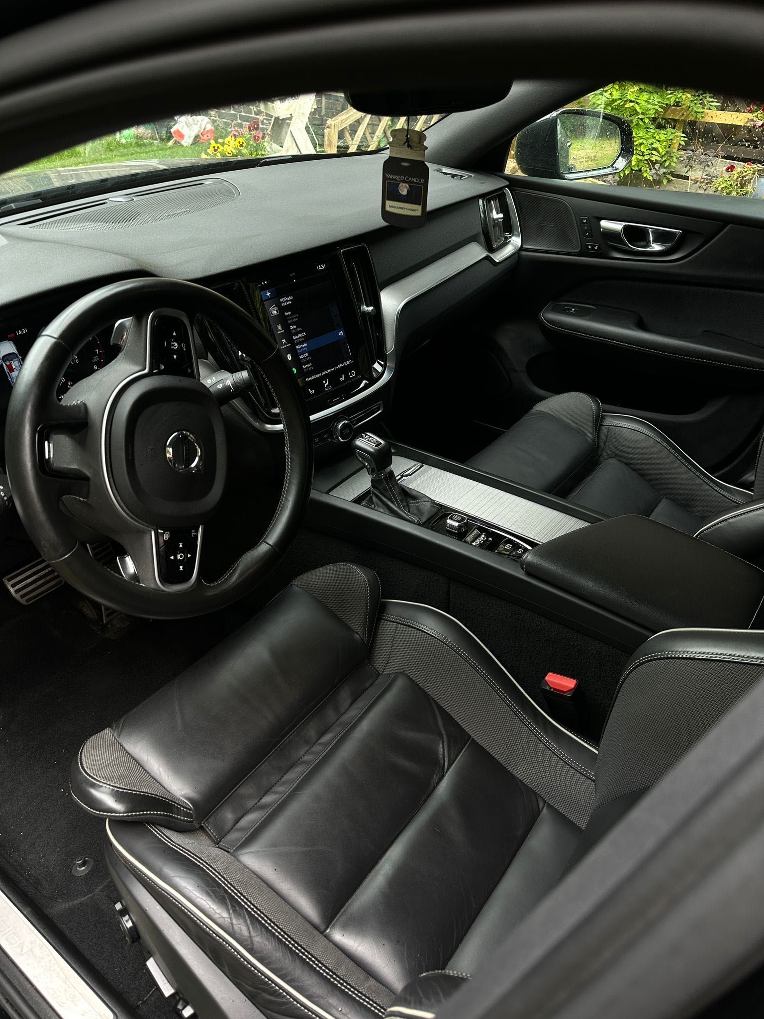 Volvo s-60 r-design