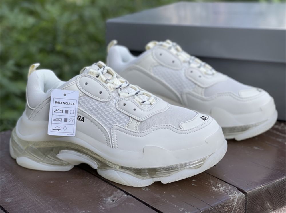 Sapatilhas Balenciaga Triple S