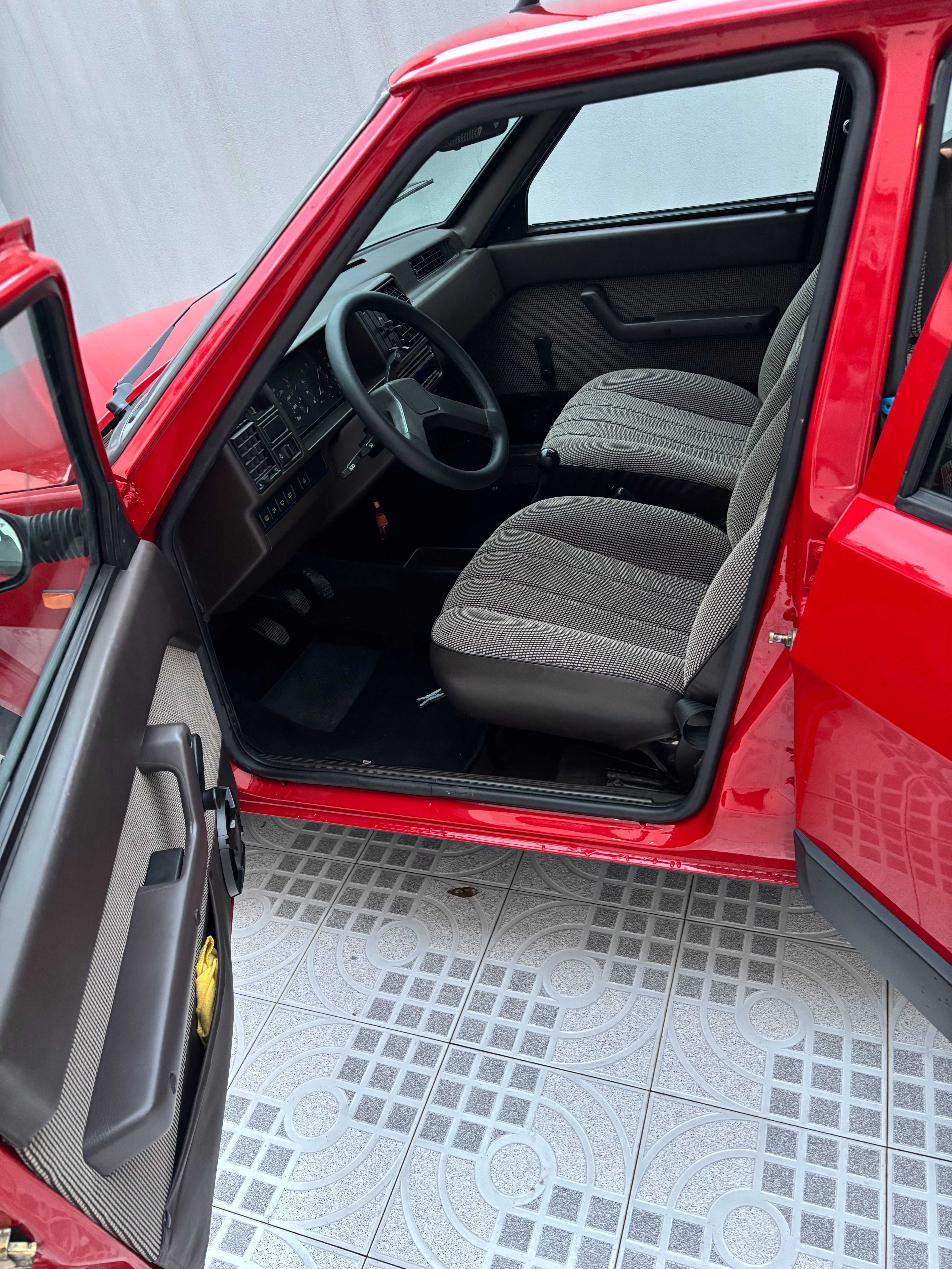Vendo ou troco Fiat Ritmo 70 CL - Restaurado em Ótimas Condições