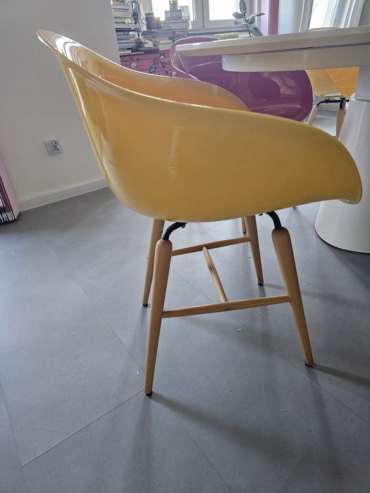 Krzesło kubełkowe z oparciem Kare design