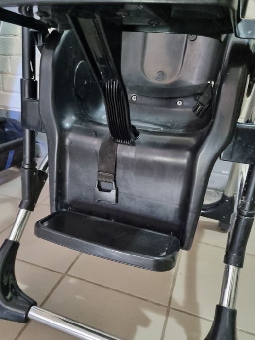 Продам б/в дитячий стілець для годування; детский стульчик для кормлен