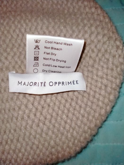 Czapka 100% kaszmir MAJORITE