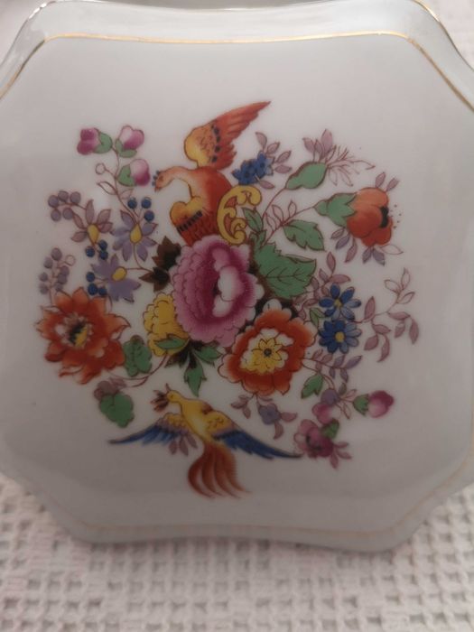 3 caixas de porcelana