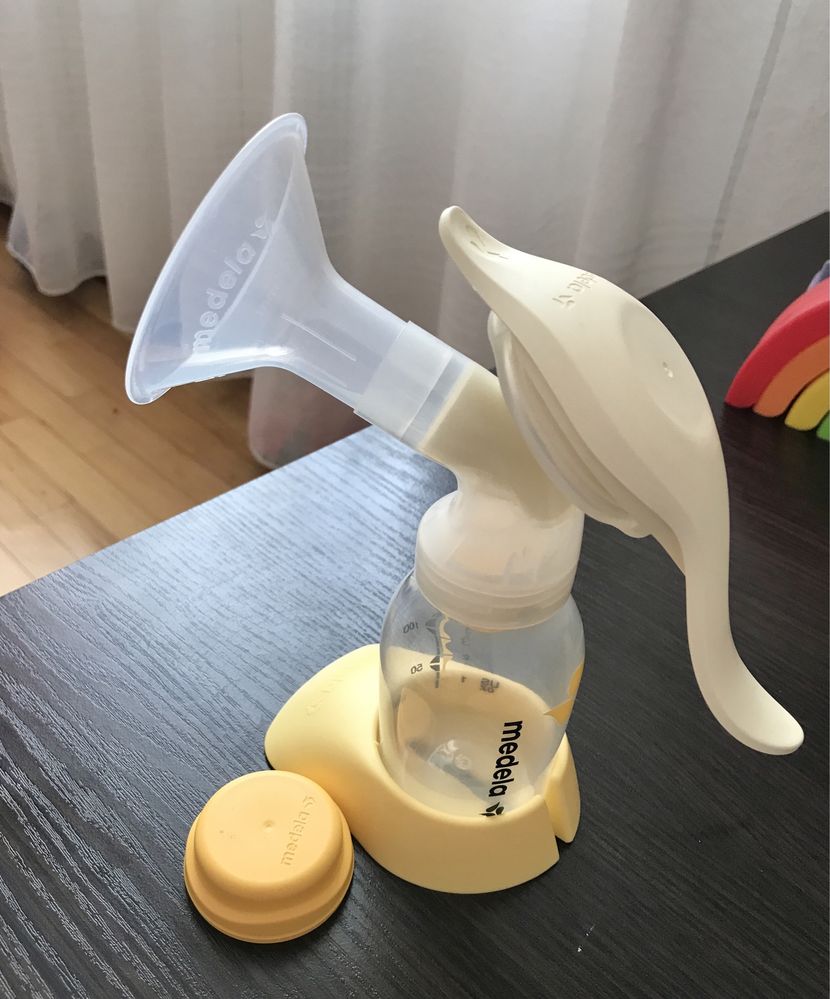 Medela молоковідсмоктувач ручний