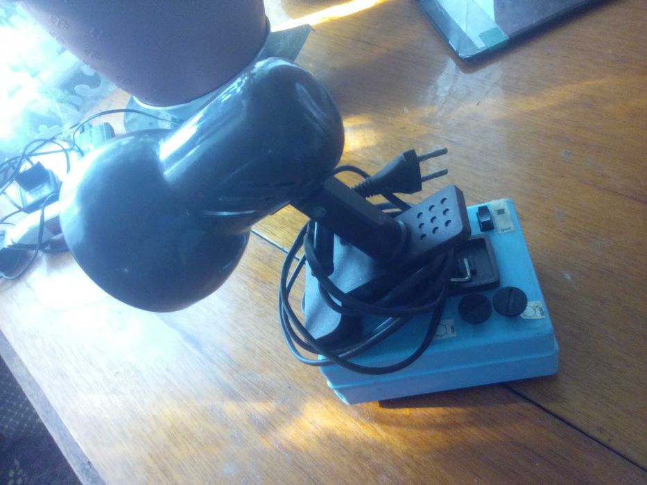 продам лампу світильник