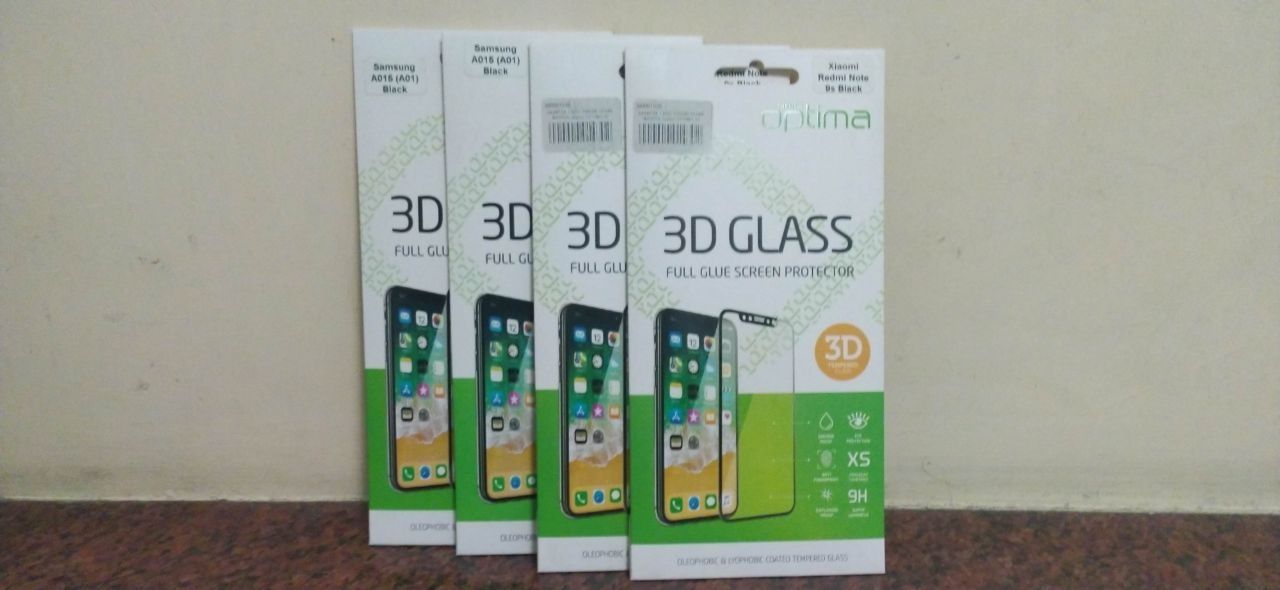 Продам коробку з чохлів та скла на різні моделі