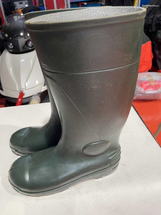 Botas de borracha para homem Tamanho 42