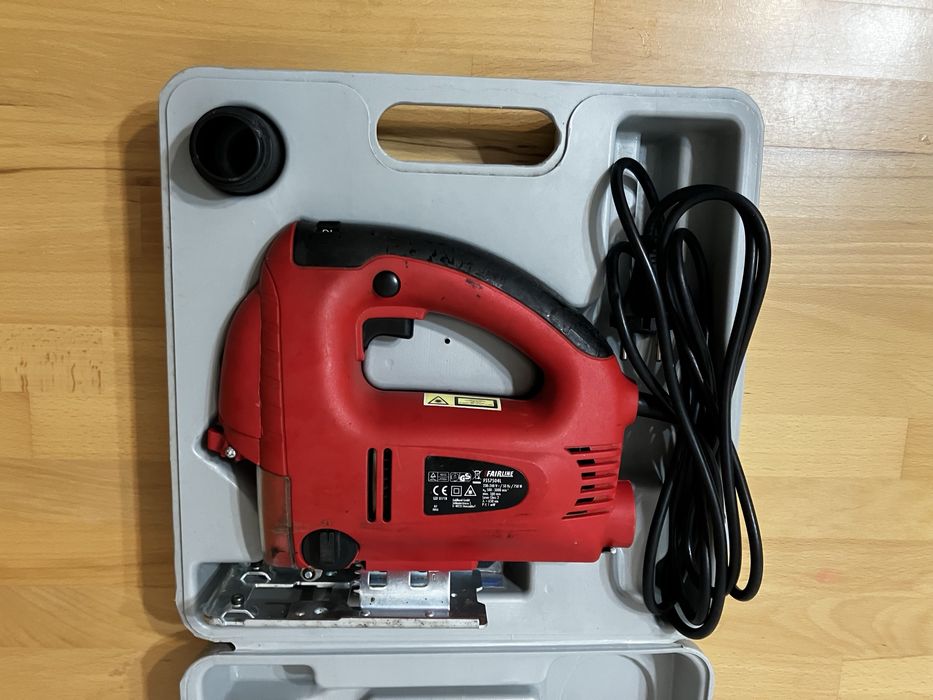 Лобзик електричний Fairline FSS7504L