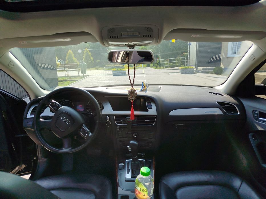 Audi A4 B8 Quattro 2.0 TFSI 2011 року