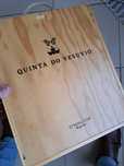 Caixa vinho madeira "Quinta do Vesúvio" nova