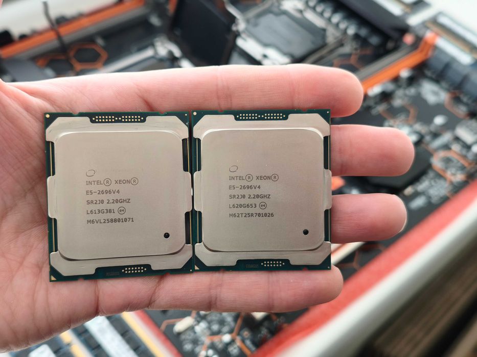 Machinist X99 MD8-3 Dual + (2шт) Xeon E5-2696v4 + 128gb ddr3 ecc reg