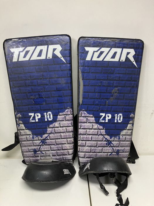 Vendo material GR hoquei patins - caneleiras TOOR