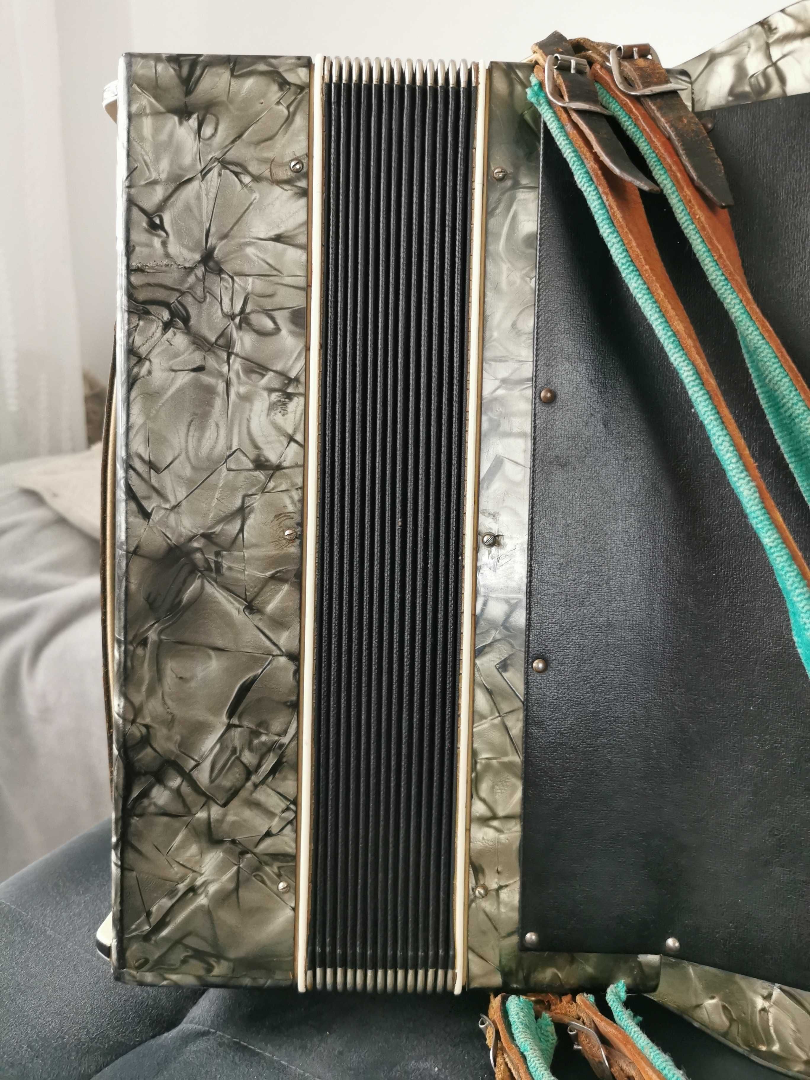 Akordeon  Hohner