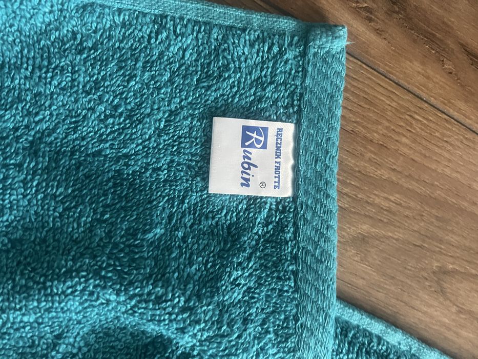 Nowy Ręcznik frotte 70x140cm