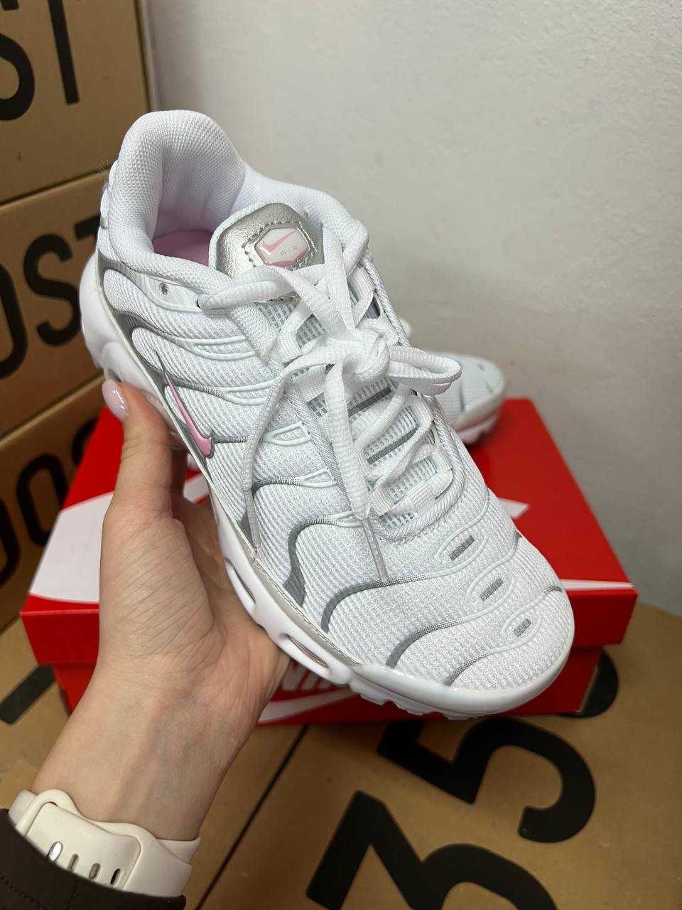 Кроссовки женские Nike TN Plus white pink / Найк ТН белые 37 38 39 40