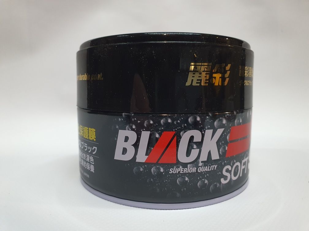 Soft99 Black Superior — твердий воск + маскування подряпин + гідрофоб