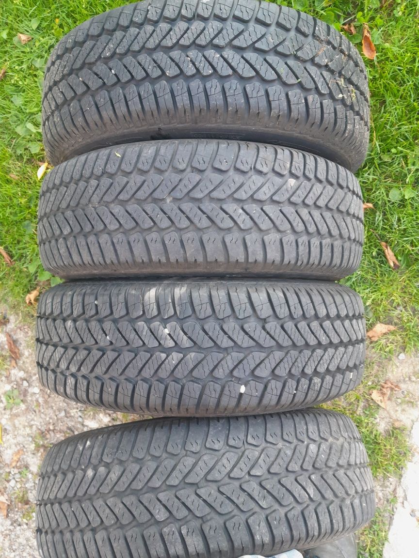Koła Aluminiowe felgii z oponami całorocznymi