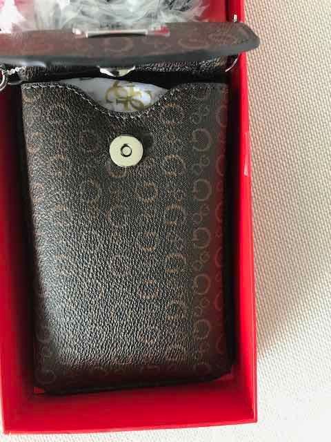 Guess - torebeczka damska z USA.