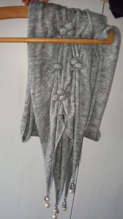 Шарф жіночий сірий