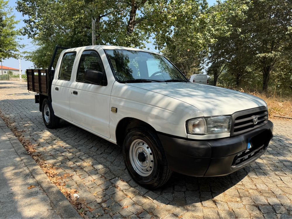 Mazda B2500 4x2