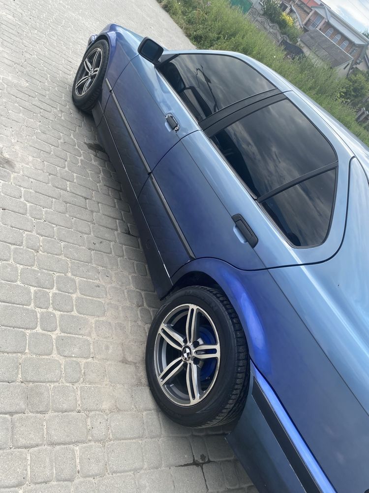 Продам бмв е 36 на ходу