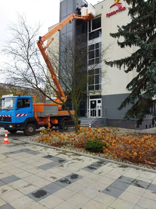 Wynajem podnośnika koszowego zwyżka 17m i 23m,wycinka drzew, odśnieżan