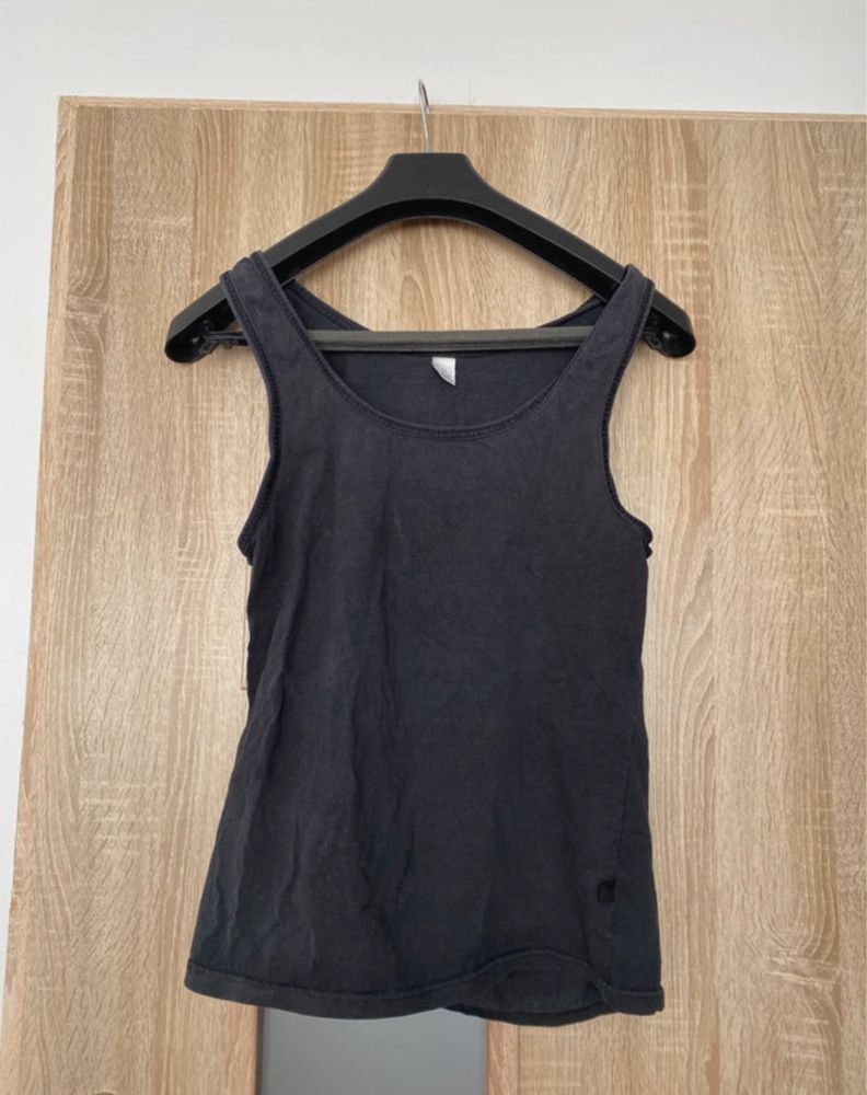 Czarna koszulka podkoszulka basic na grube ramiączka 95 % bawełna