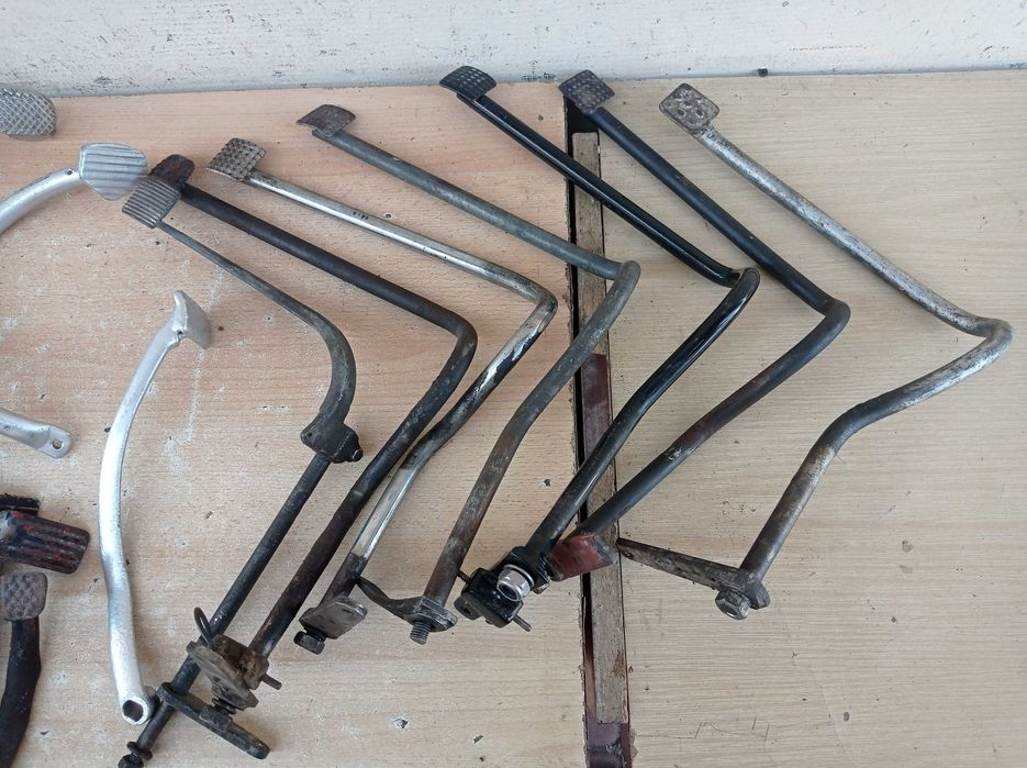 WSK -Romet -komar -Jawa + inne - części - stopki boczne- pedały (26.4)