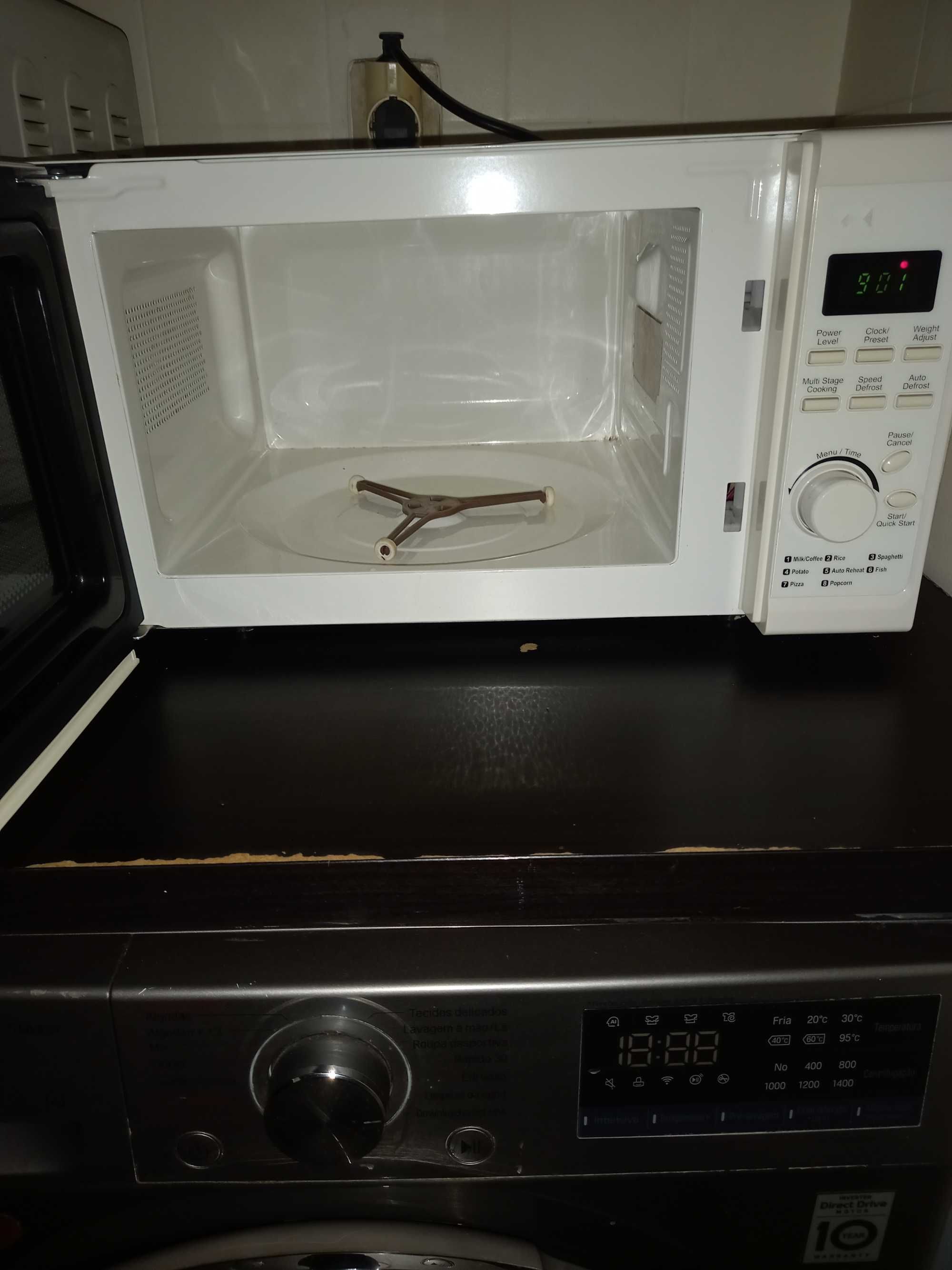 Microondas Tarrington House 30 litros