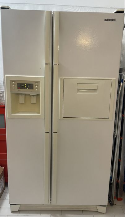 Frigorifico combinado branco americano