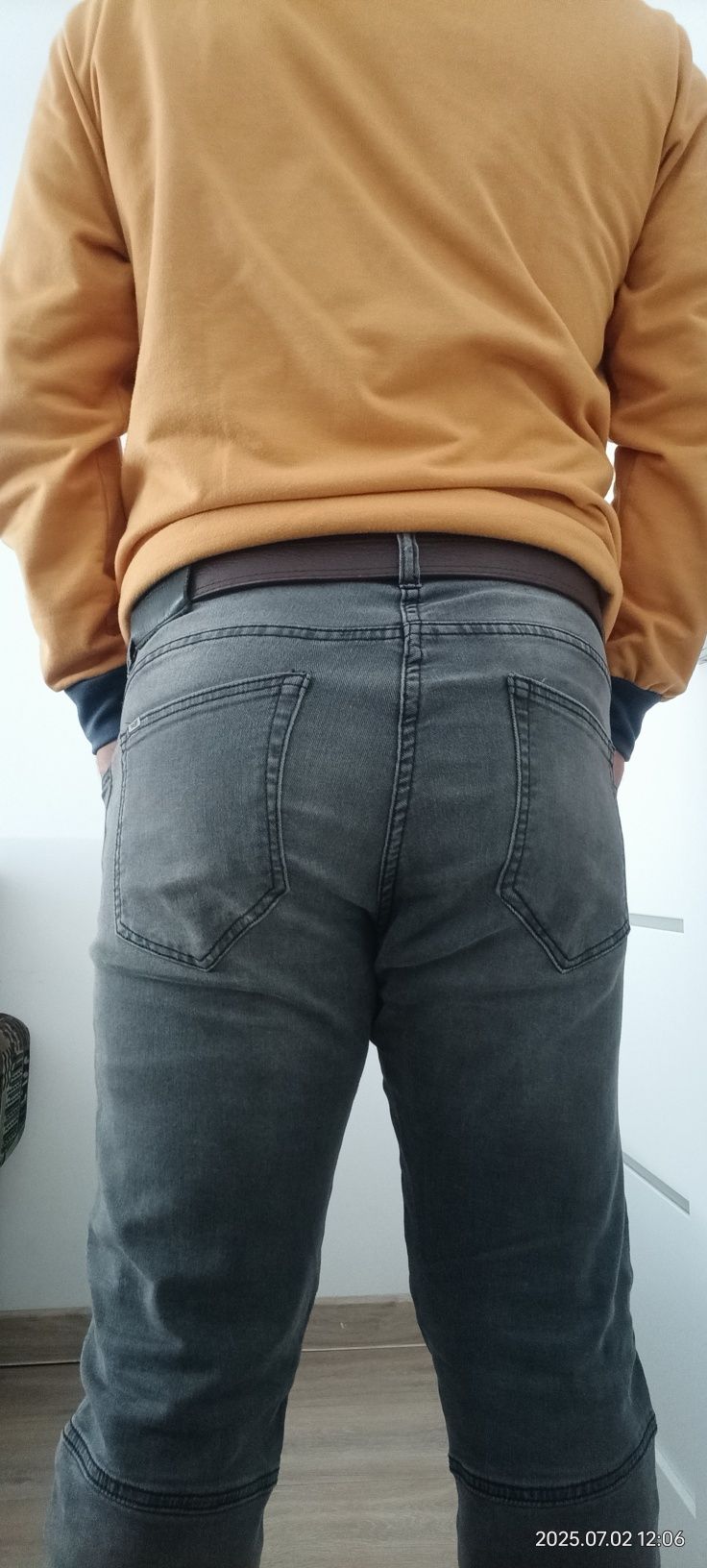 Mossimo brand jeans, size 34