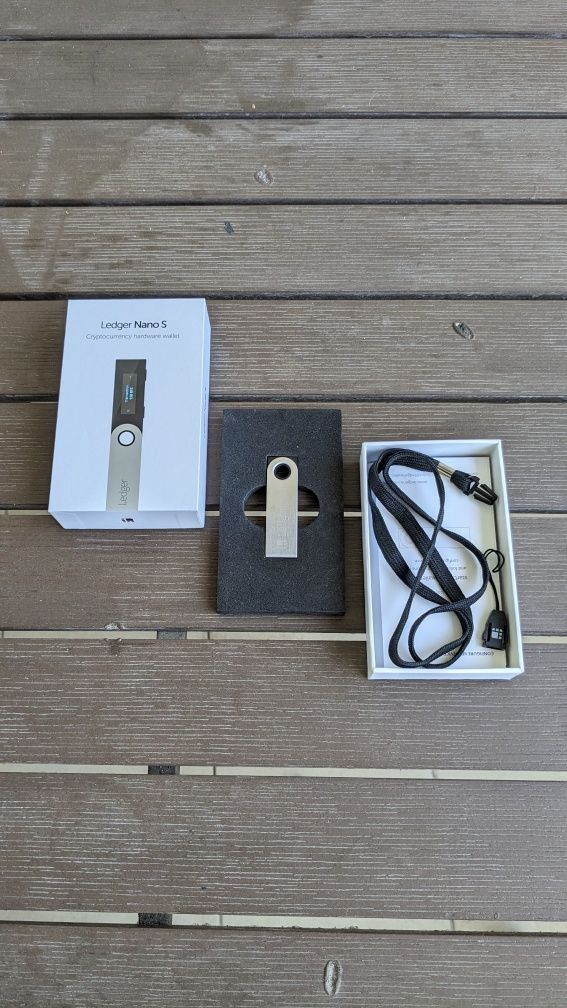 Ledger Nano S холодный криптокошелек