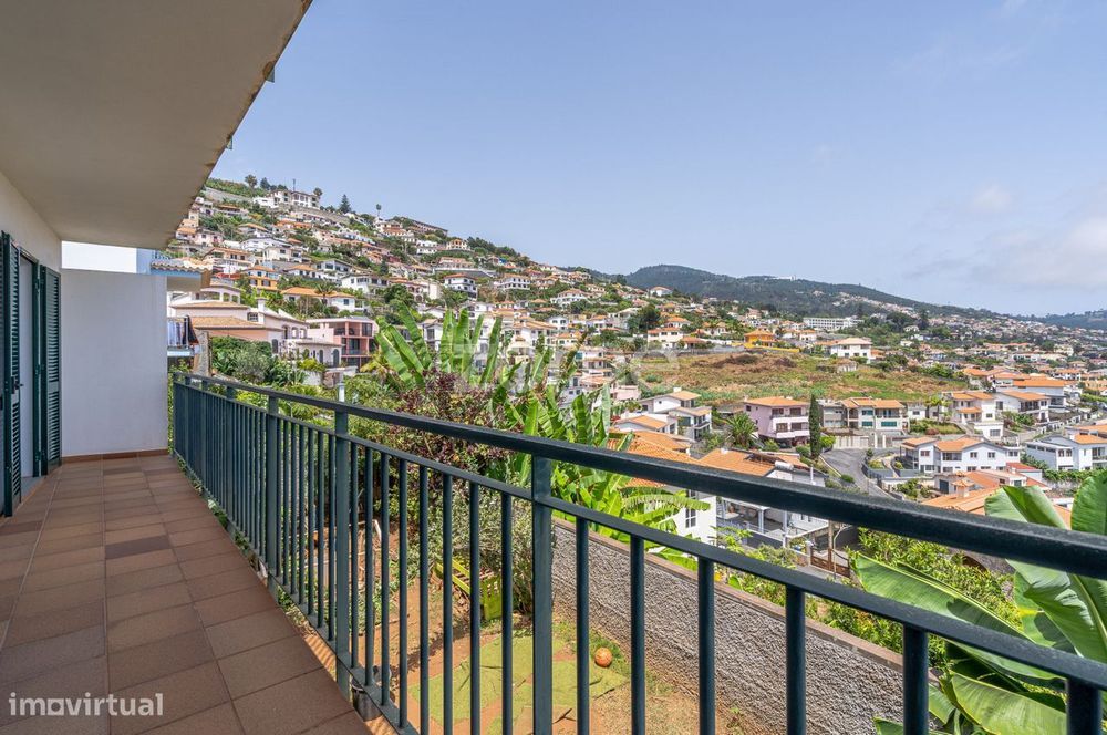 Apartamento T3 com uma vista deslumbrante