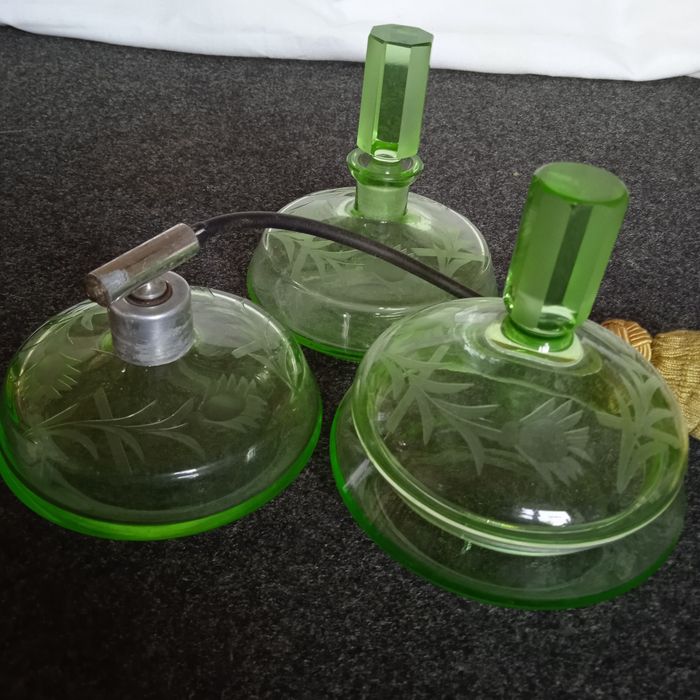 Komplet toaletowy szkło uranowe