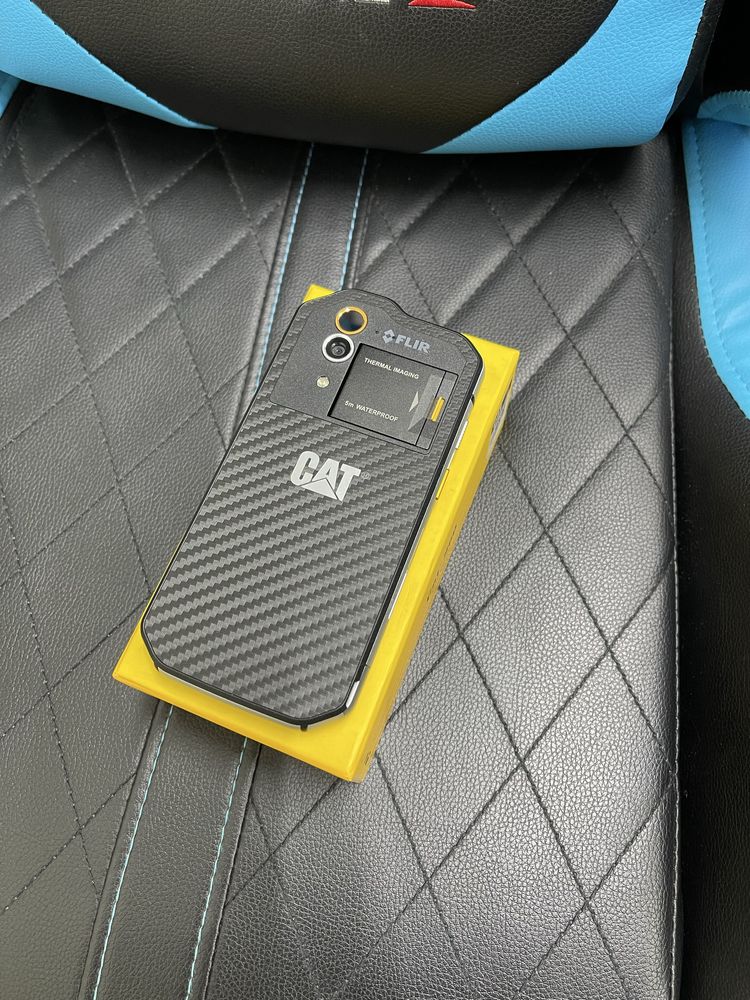 Telemovel cat s60