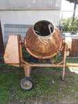 Sprzedam betoniarkę 250l