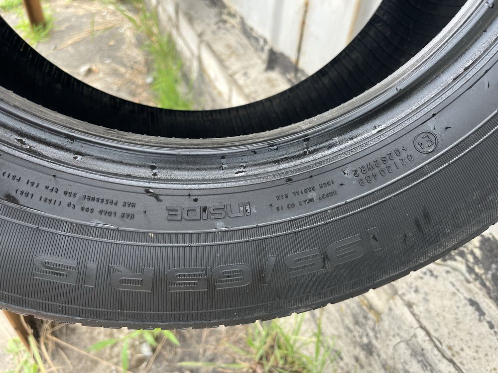 Поодам шини 195/65/15 Nokian