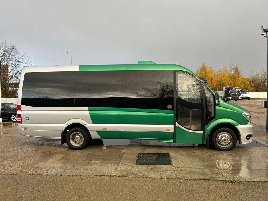 Mercedes-Benz Sprinter 516  Mercedes Sprinter 2015 Euro6 20miejsc VIP Bogate wyposażenie TV DVD