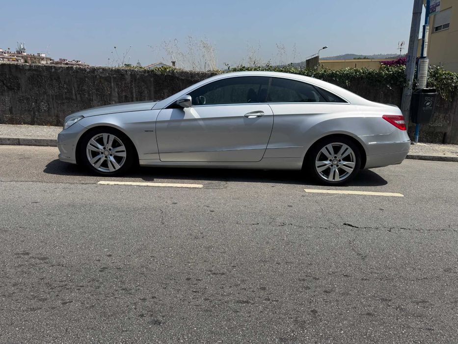 Mercedes E Coupe 250 CDI caixa automtica
