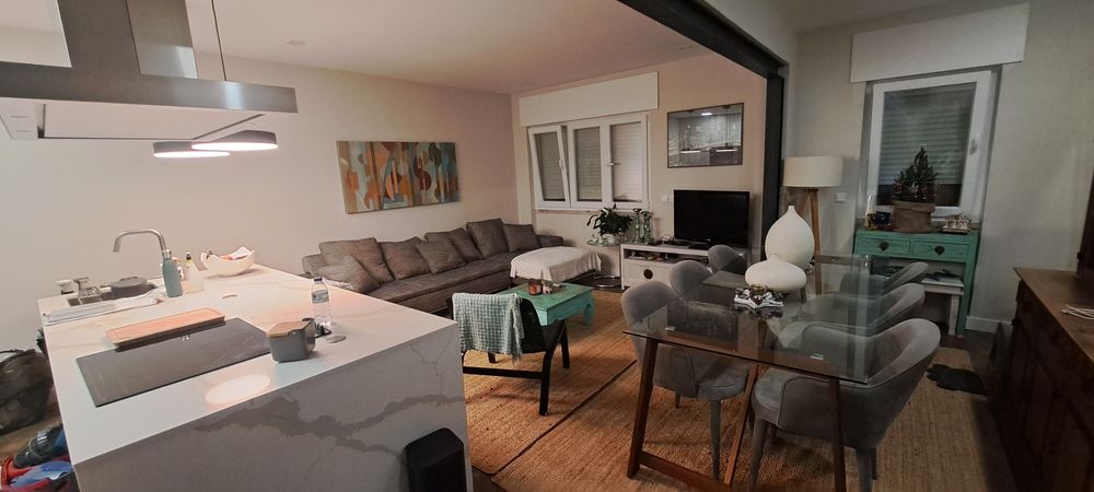 VENDA FLASH – Sofá de Luxo com Chaise Longue (334cm)