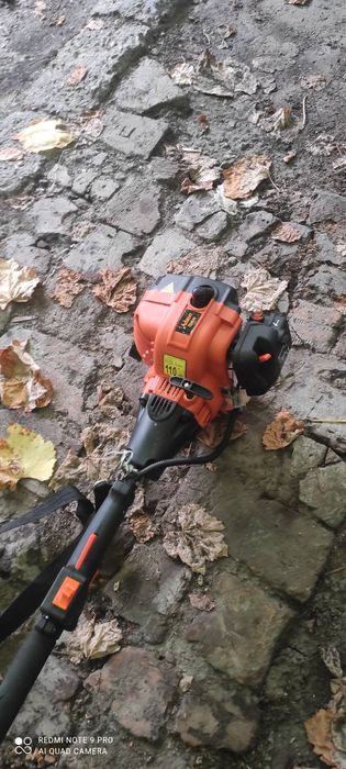 Дякую! Якщо це газонокосарка, тоді ти маєш справу з бензиновою ручною