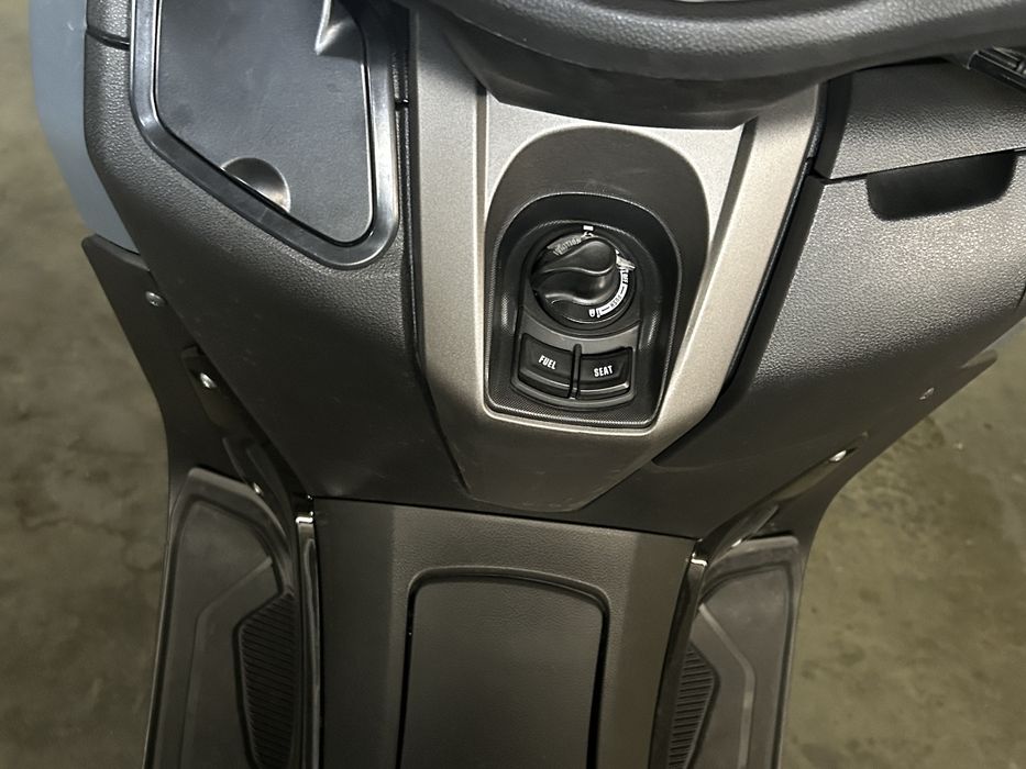 Nmax 125 como nova