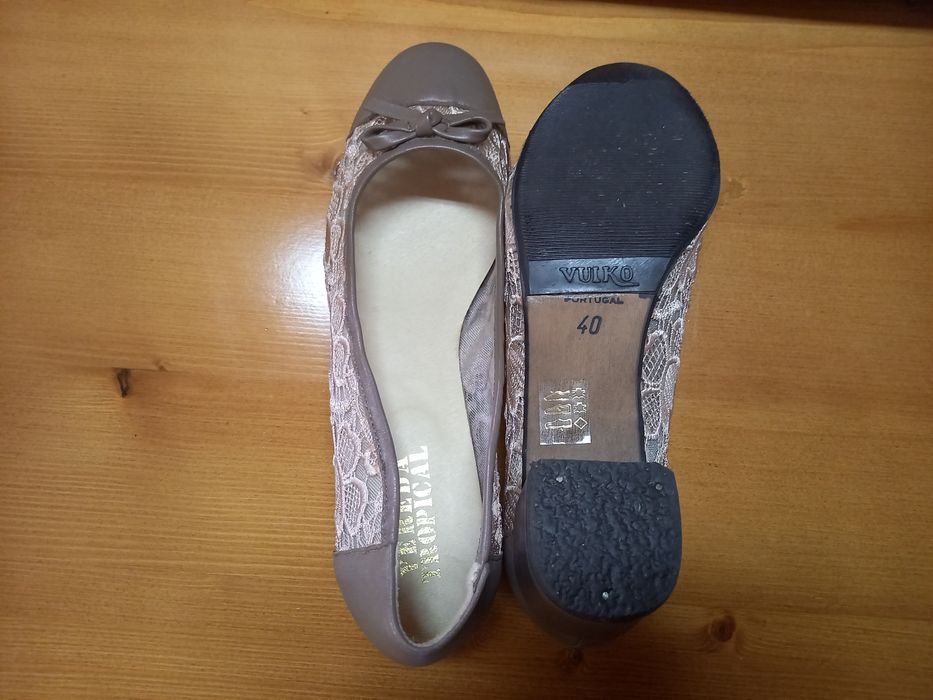 Sapatos novos muito confortáveis