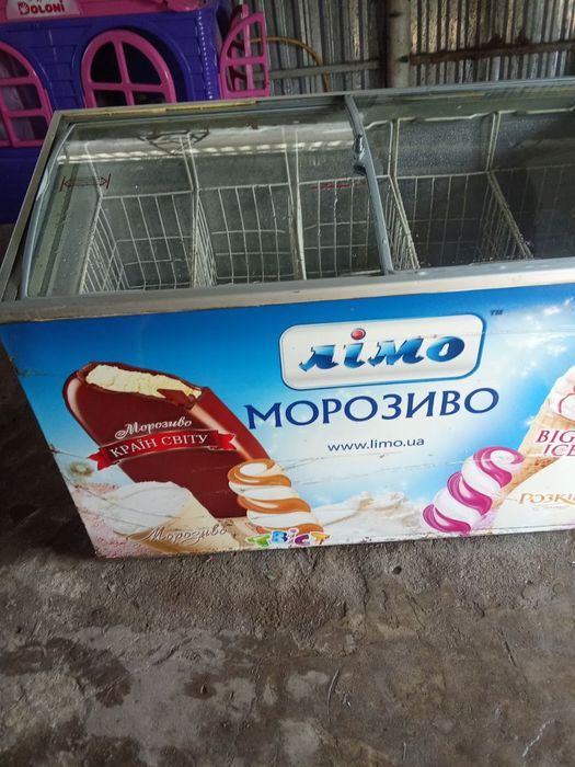 Продам морозильную камеру