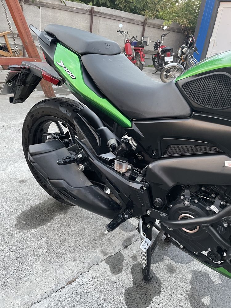 Bajaj Dominar 400