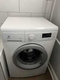 Pralka Electrolux eWF11064SE