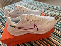 Buty nike z kolorowa podeszwa