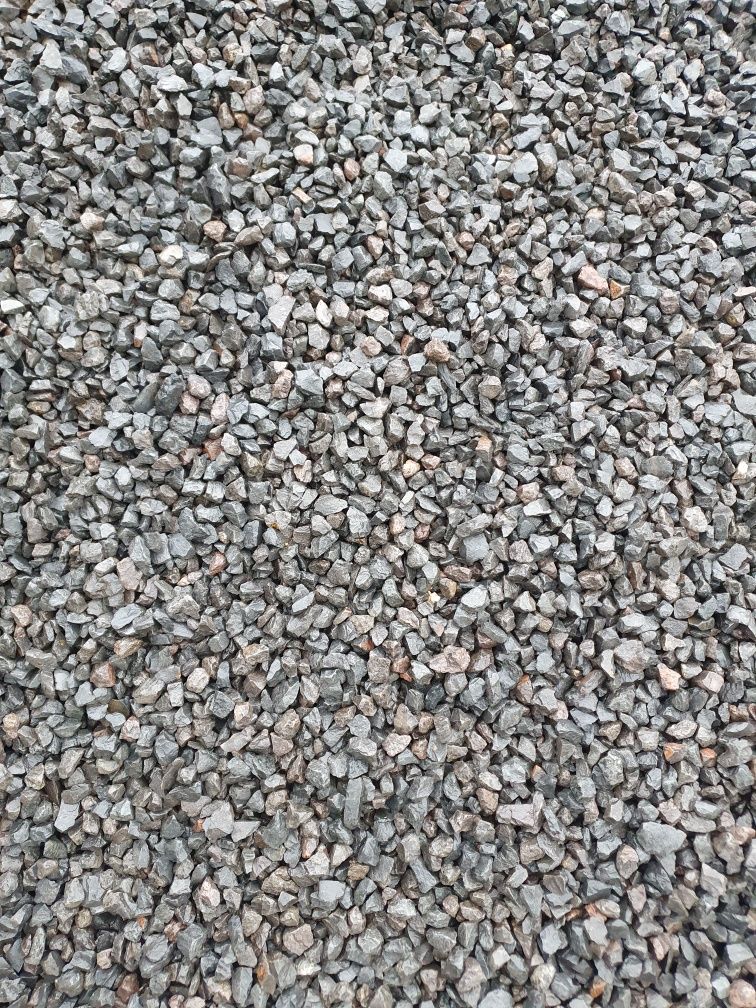 Kamień ozdony bazalt otoczak granit cappuccino biała marianna